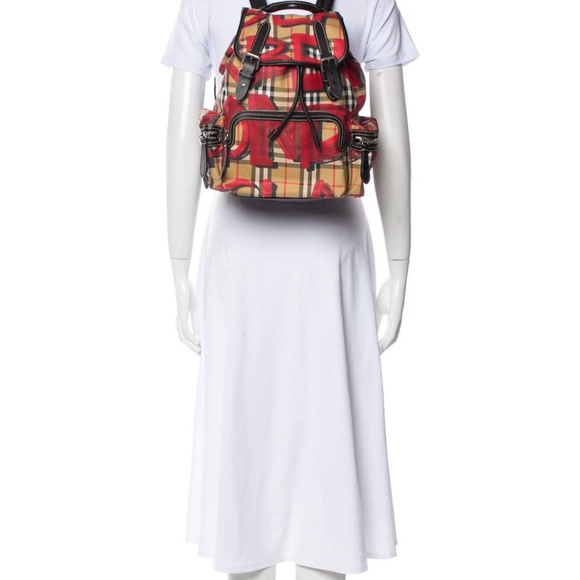 Authentic BURBERRY Vintage Check Graffiti Print Medium Rucksack Backpack Antique - Picture 4 of 13